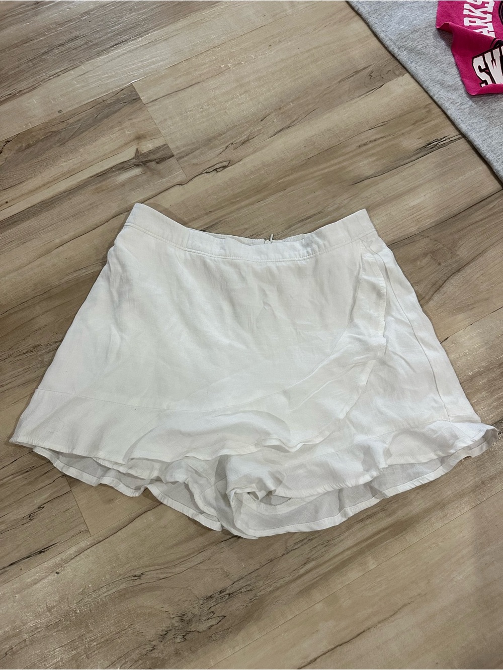 Altar'd State White Ruffle Mini Skort